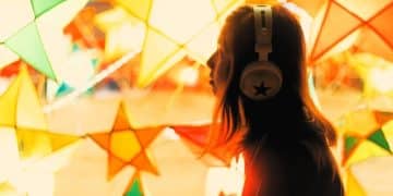 Navigating J-Pop Fan Forums: A US Newcomer's Guide - Cover Image